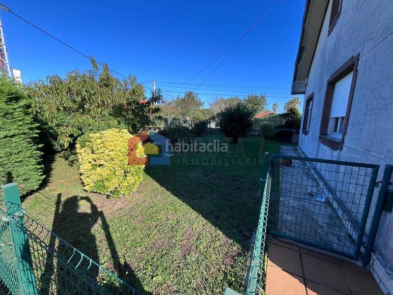 Foto c4cfd46c-6349-4971-9e66-3507534822ab. House with parking in Cuchía Miengo