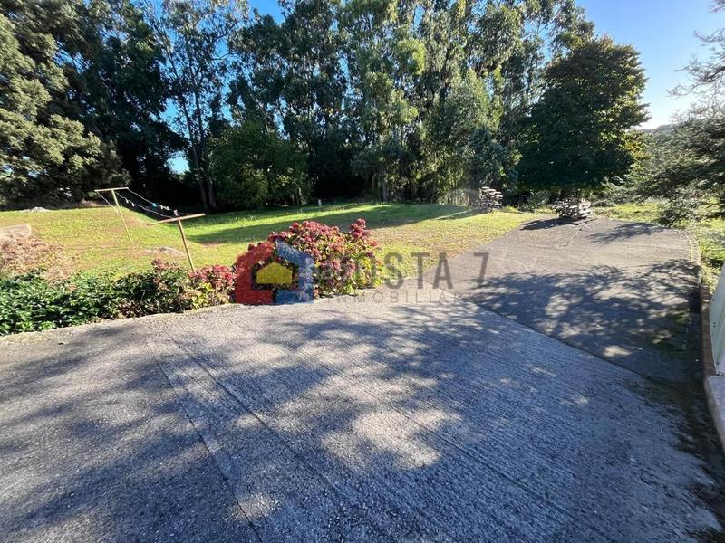 Foto d491c673-2934-4f03-9294-aa25a15ab09e. House with parking in Cuchía Miengo