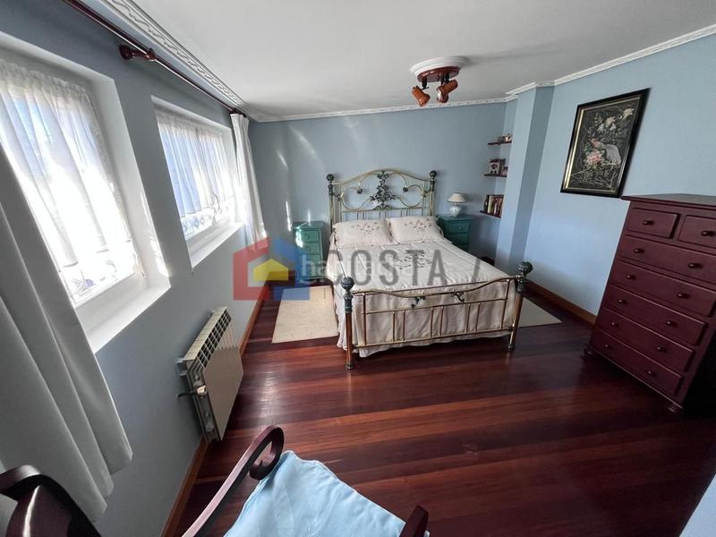 Foto de8ebac8-23a1-4960-8240-a1de6a81f9f2. House with parking in Cuchía Miengo