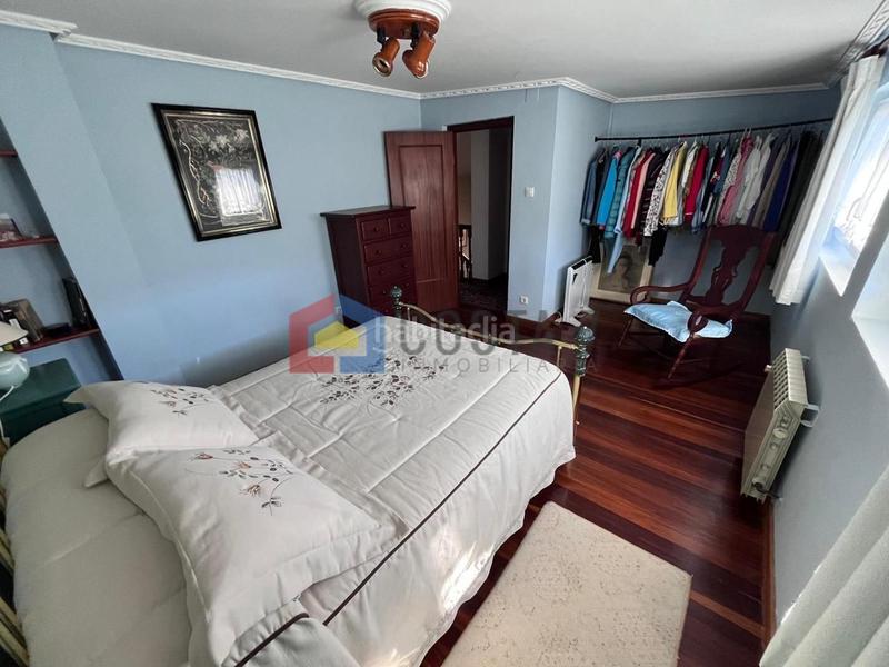 Foto fa83c15f-3be9-417e-a17d-ea356821a696. House with parking in Cuchía Miengo