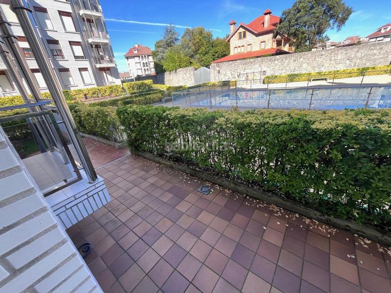 Foto 80287429-4e92-4eec-aa9f-2954d28fbfcc. Rez-de-chaussée avec parking dans Tregadín Noja