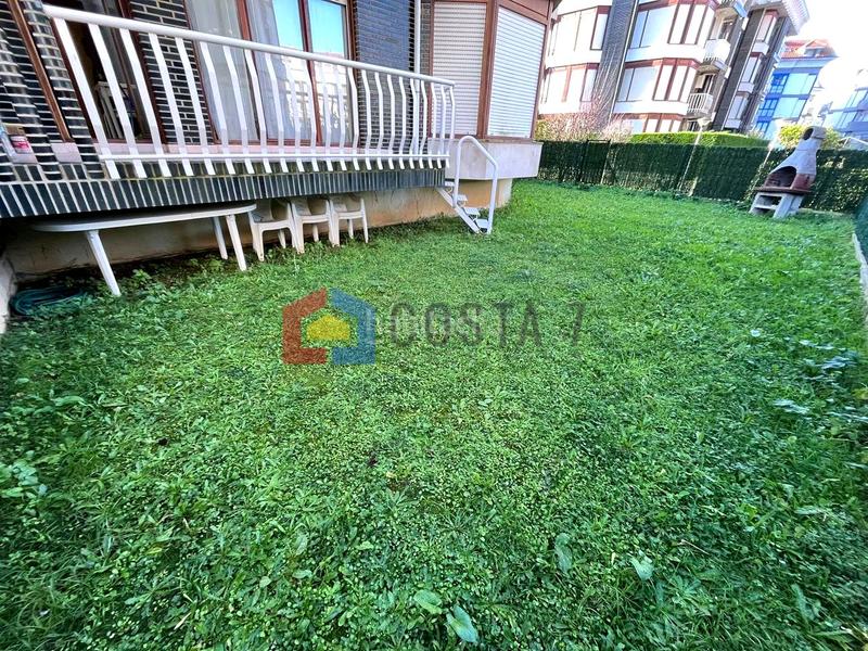 Foto 08284b69-b3da-4e03-8c85-0e312dab4037. Ground floor with parking in Ris Noja