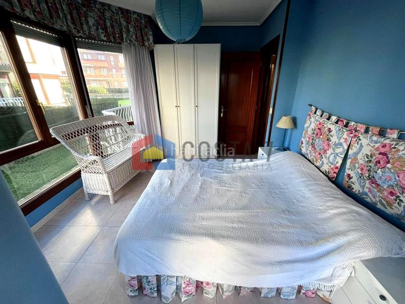 Foto e43d1b34-36a0-47f5-b834-5414b4fe09df. Ground floor with parking in Ris Noja