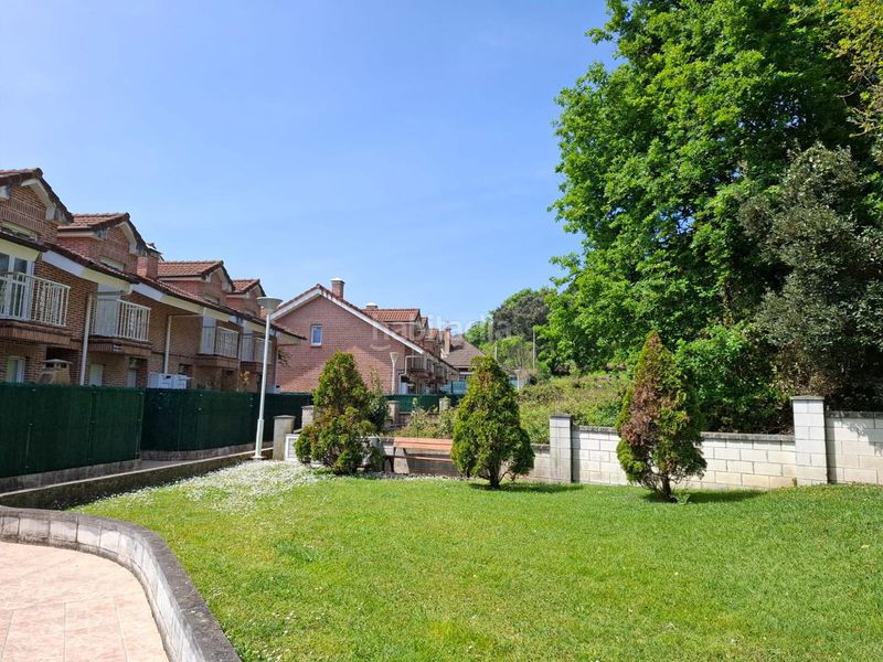 Foto 028f4f45-bff0-4671-8301-39c90c1d90ad. Pis amb aparcament piscina a Arnuero