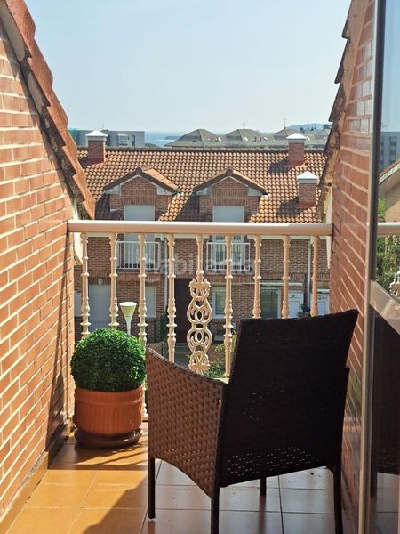 Foto 8536739e-aa39-4889-9ddd-4cc4ff1d658f. Pis amb aparcament piscina a Arnuero