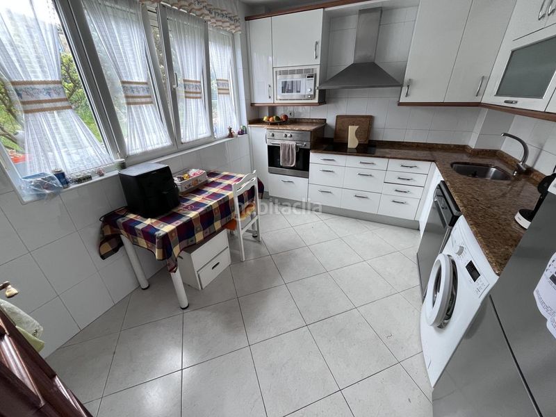 Foto 1d0aa01c-8b47-4cb7-b638-79093892dd77. Casa aparellada amb calefacció aparcament a Ajo Bareyo