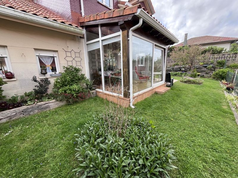 Foto 399f78f5-00f7-418b-ab9d-2017ff94bd4c. Casa aparellada amb calefacció aparcament a Ajo Bareyo