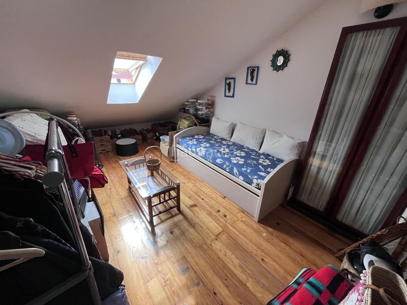 Foto a69f59e7-2444-43fd-8ac9-8089901183da. Casa aparellada amb calefacció aparcament a Ajo Bareyo