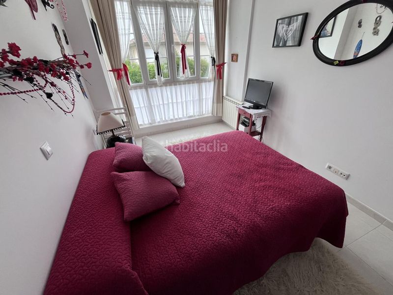 Foto dbce3900-2561-491a-93e8-f72e8aa26916. Casa aparellada amb calefacció aparcament a Ajo Bareyo