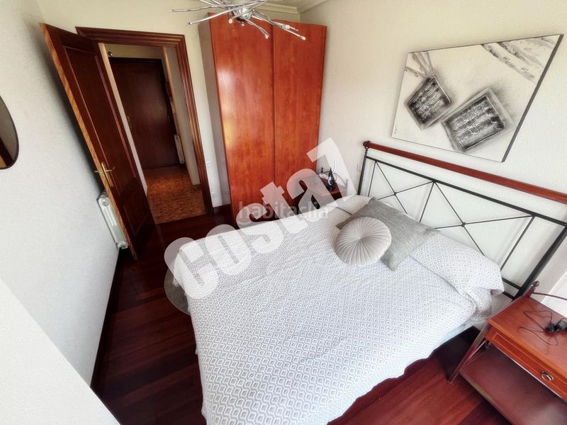 Foto f17608dc-70ad-4c70-b202-064d2ac0550b. Pis amb aparcament a Ris Noja