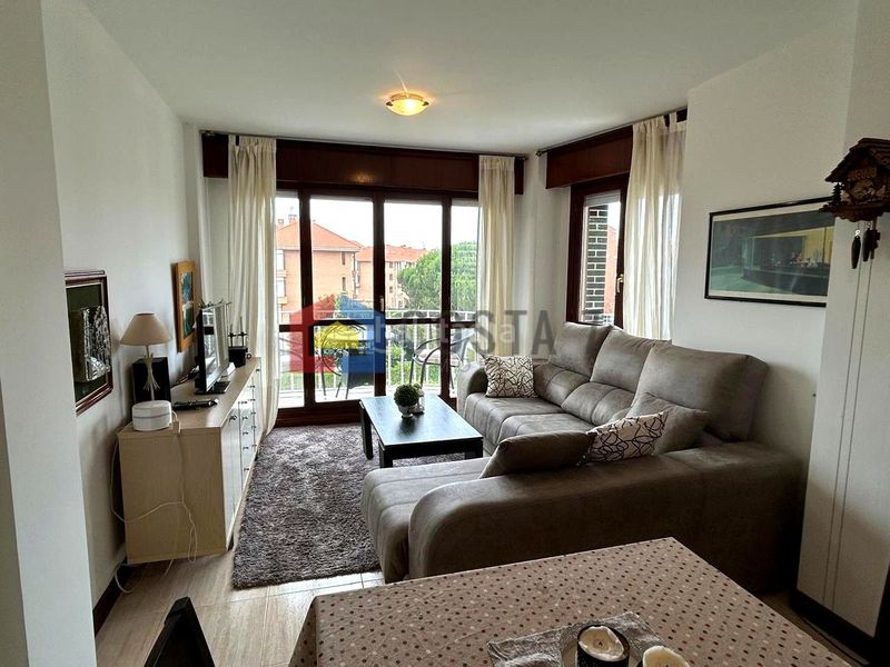 Foto 047d5766-38da-4597-8ccd-5053504ae501. Flat with parking pool in Ris Noja