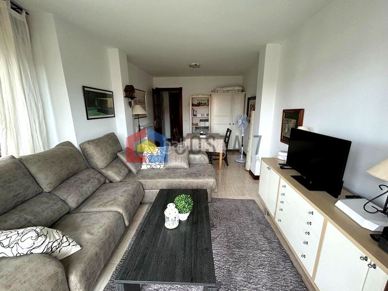 Foto 2c593b5a-0d8e-4d09-a518-5a8fbc24cee1. Flat with parking pool in Ris Noja