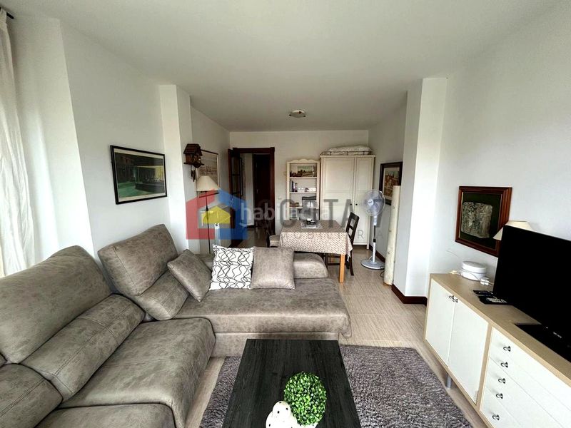 Foto a12bed1d-c56e-46e6-89fd-9f55f7628ce1. Flat with parking pool in Ris Noja