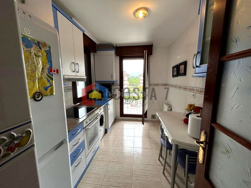 Foto d1f7a53c-58bd-49dd-b97a-9d6d34a9238e. Flat with parking pool in Ris Noja