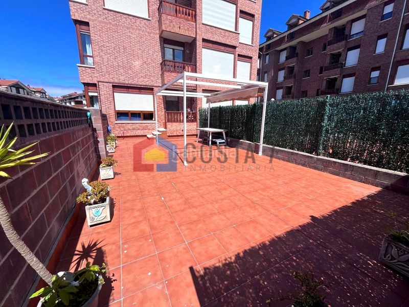 Foto 988e7d24-0944-4752-930f-060f7ead6e91. Planta baixa amb calefacció aparcament a Tregadín Noja