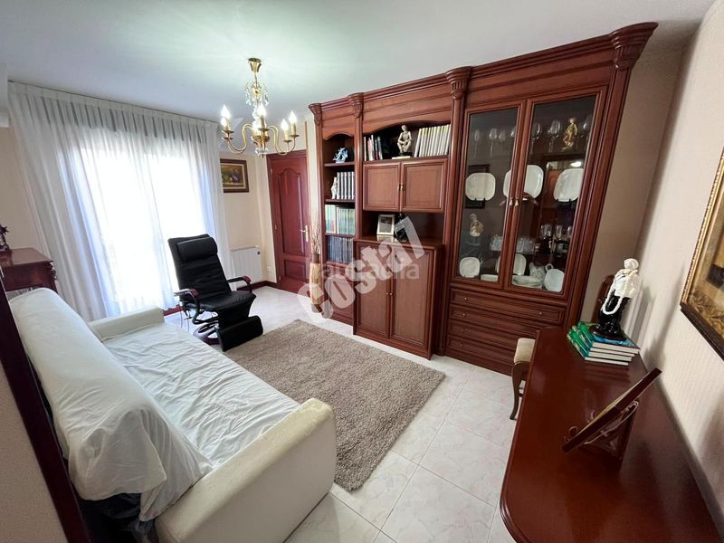 Foto 57164fad-25fc-44c0-9c93-0541127e29db. Appartamento con parcheggio in Ris Noja