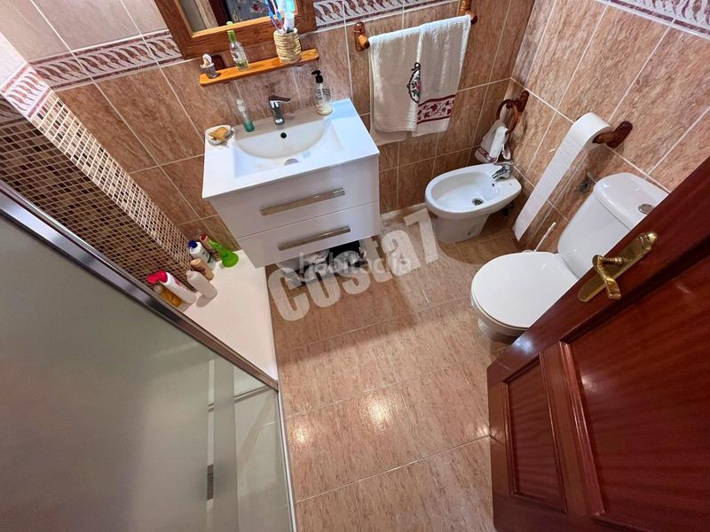 Foto 5c2b0bf3-f9b3-4516-8485-f170612295de. Pis amb aparcament a Ris Noja