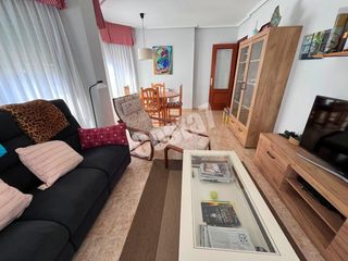 Appartement  Avenida santos mártires. Piso en venta en ris