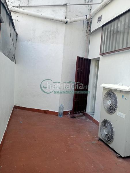 Foto e74763af-3355-4889-80bc-f902e3eb700a. Rent business premise in Plaza Independencia Vigo