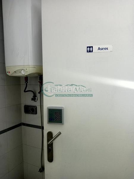 Foto fbe734e2-3f22-4b84-b584-0fcc4303435d. Rent business premise in Plaza Independencia Vigo