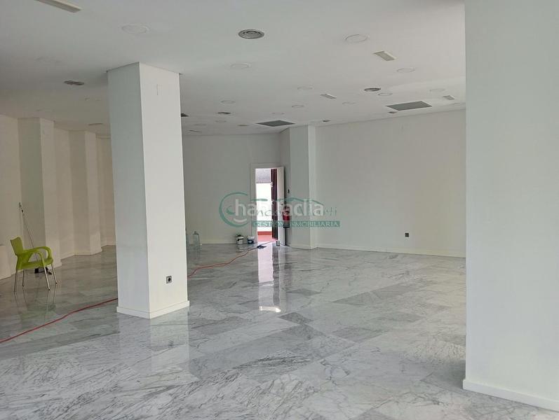 Foto 96221e2c-279f-4d9a-89cf-2bfd4cec30e2. Lloguer local comercial a Plaza Independencia Vigo