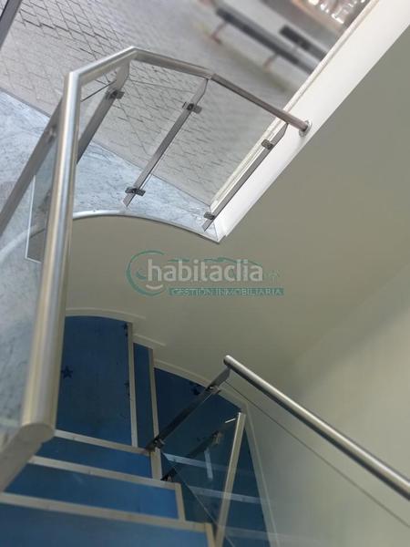 Foto bffb5521-74e2-4998-bfa6-99a15243c9eb. Location local commercial dans Plaza Independencia Vigo