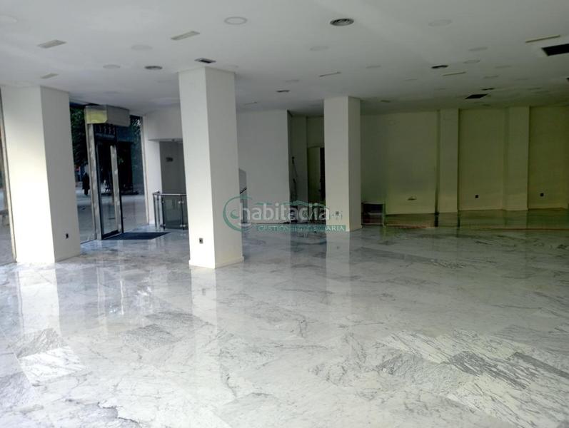 Foto dddc927a-96c9-40e8-9df7-7790ec8098b8. Location local commercial dans Plaza Independencia Vigo