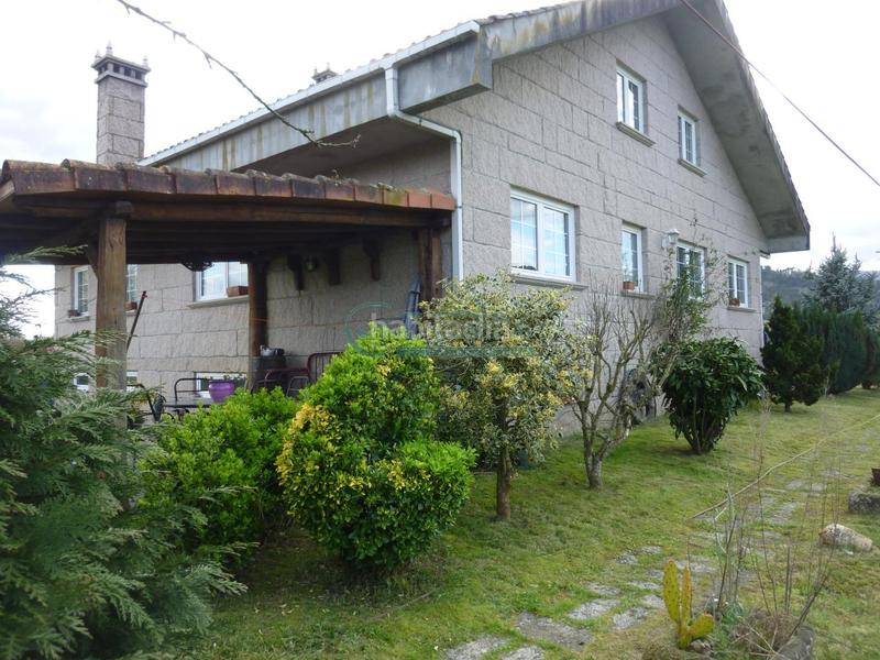 Foto abe2ab10-b16c-43ca-a04c-e7a6b6bce0dc. Chalet en Beade
