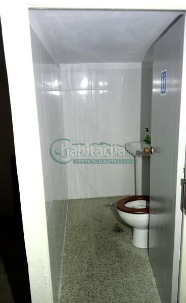 Foto f4c62f9e-dec4-403e-95f0-bfd57482b469. Rent business premise in Centro - Areal Vigo