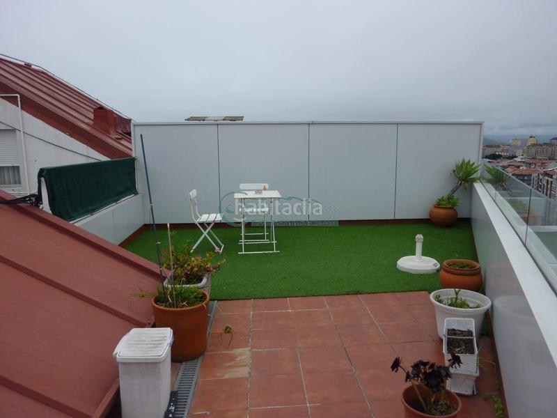 Foto 376ce19a-74d3-4c92-9d08-a0c420f3622c. Lloguer àtic amb calefacció a Fátima Vigo