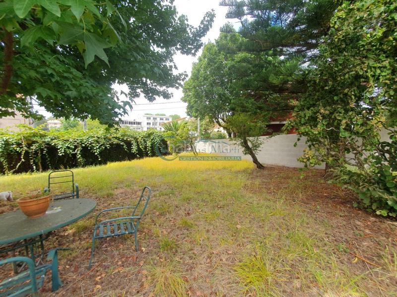 Foto 3fbcf76d-7d5e-4376-b6cb-f7e3645f46bf. Terreno residencial en Lavadores Vigo