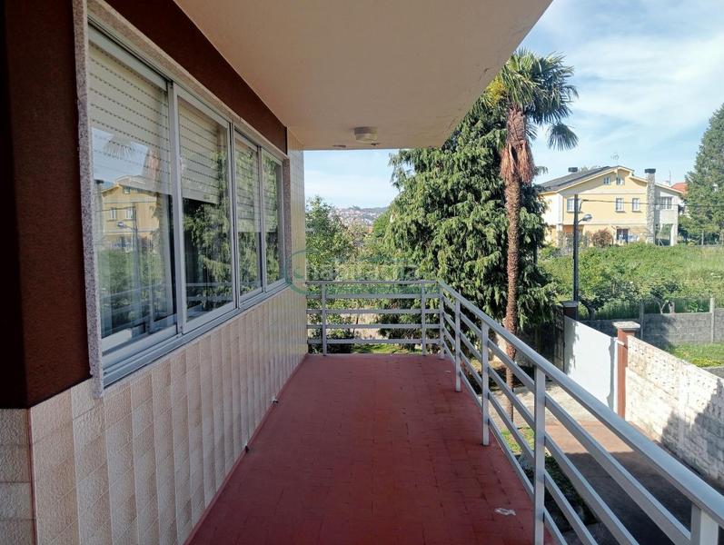 Foto 0938af23-9a31-4ca9-97ba-f0f393e2c0b1. Casa en Valadares - Beade Vigo