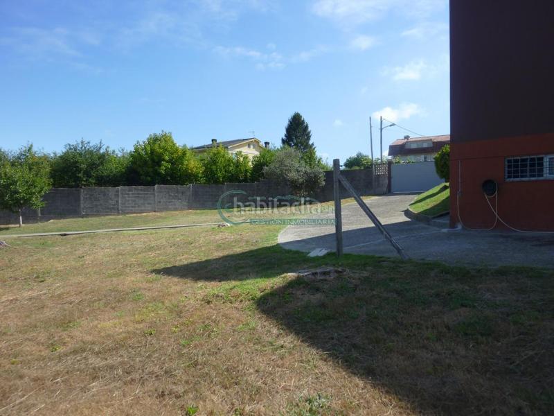 Foto a577d078-69cd-46f1-bc6c-02c9b5b02afa. Casa en Valadares - Beade Vigo