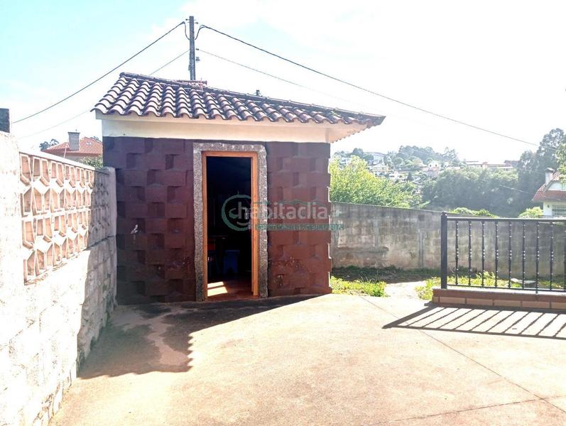 Foto f2d79d38-e9cc-43ff-86e4-ec269601faca. Casa en Valadares - Beade Vigo