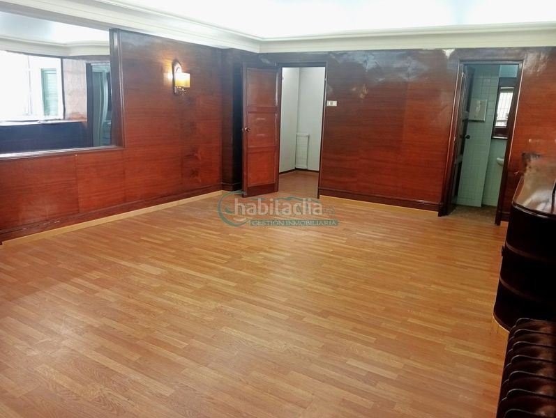 Foto 83bfb90e-a3c1-462c-8d12-2fbf158d73dc. Piso en Plaza Independencia Vigo