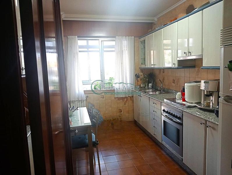 Foto 2759996b-1b73-4166-9bbf-881d272856f8. Appartement avec chauffage parking dans Plaza España - Corte Inglés Vigo