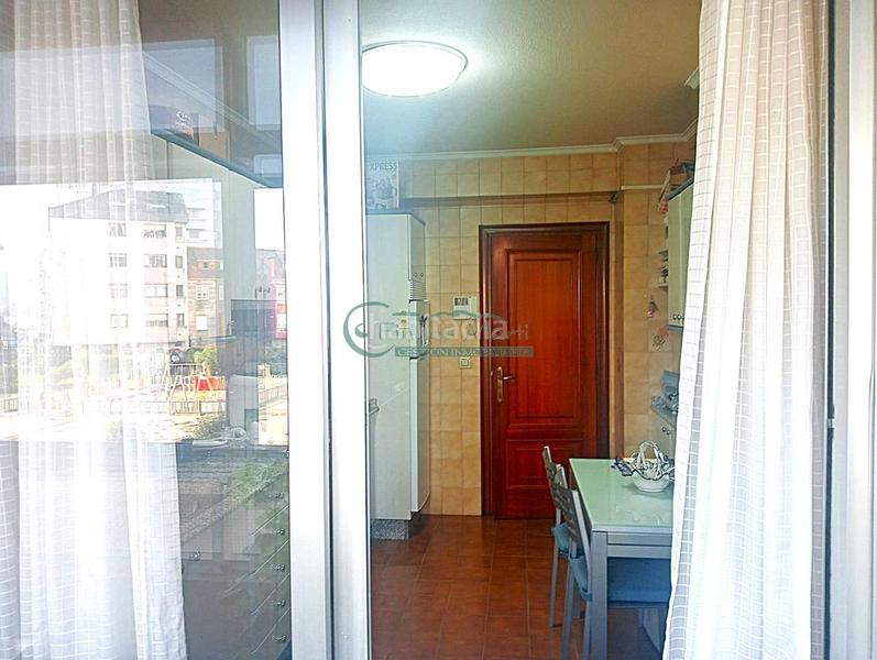 Foto 7c17628d-0f3d-4dc2-9ef7-58a0d048ee50. Appartement avec chauffage parking dans Plaza España - Corte Inglés Vigo