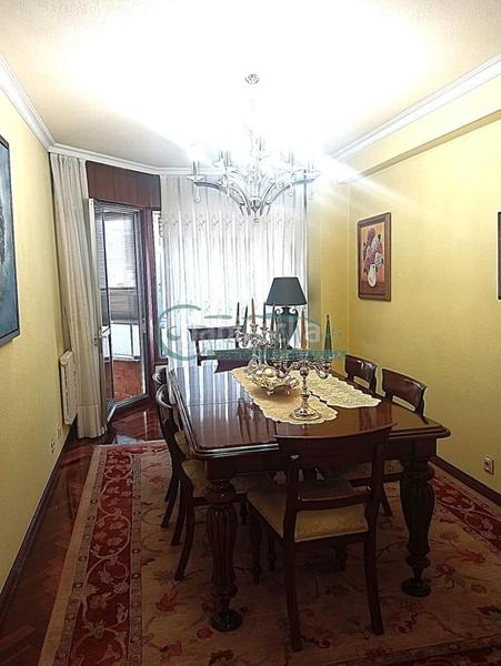 Foto fb5e3c1e-26e1-4caa-95ab-5e9ea4bcb0bf. Flat with heating parking in Plaza España - Corte Inglés Vigo