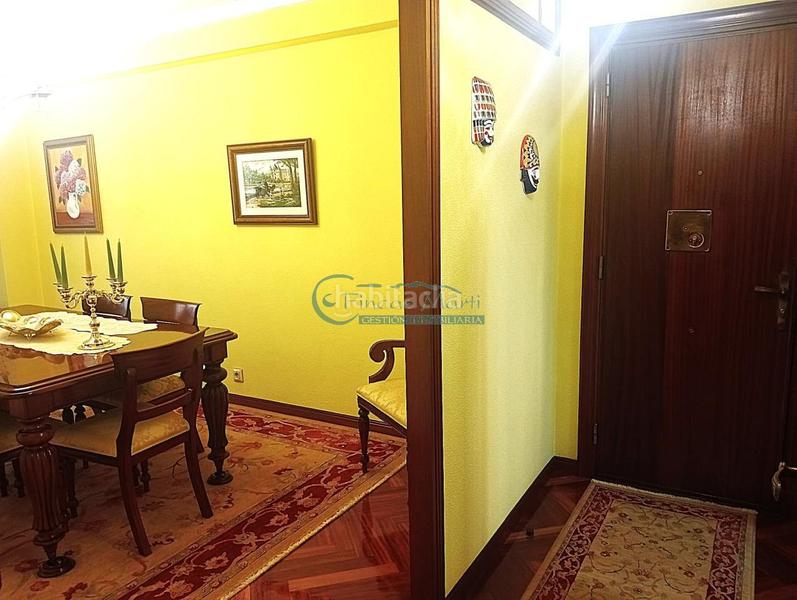 Foto 14158465-f0c0-4200-9280-ea88e8483462. Piso en Plaza España - Corte Inglés Vigo