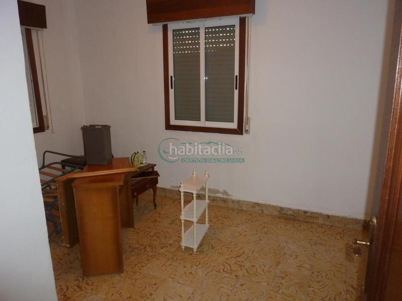 Foto c4fcc72b-bce3-4479-9a1d-b47727cc3e18. House with heating in Beade