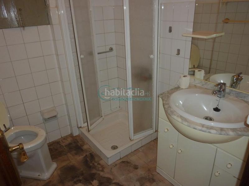 Foto c7deeba1-7979-4b6f-950e-7144e28d570a. House with heating in Beade