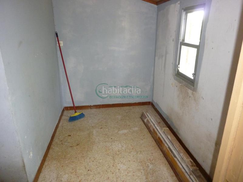 Foto 14088ea5-38f0-492c-9d66-a85a56eaf055. Casa amb calefacció a Covelo (O)