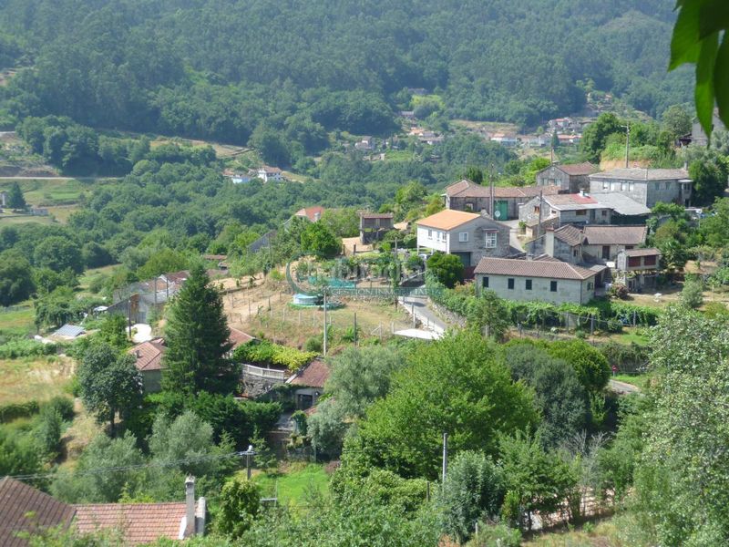 Foto 0d78d9aa-1474-4dd0-b595-64270c6089ea. Haus mit heizung in Covelo (O)