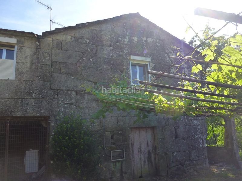 Foto a410e091-e2b5-4fef-a599-2ceb0859d6d1. Haus mit heizung in Covelo (O)