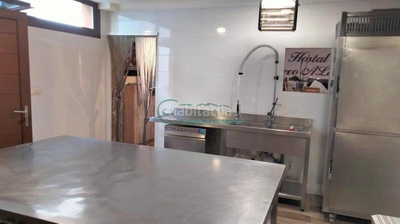 Foto af229c5f-5af1-4ede-8543-00d50abc99a3. Lloguer local comercial a Bembrive Vigo