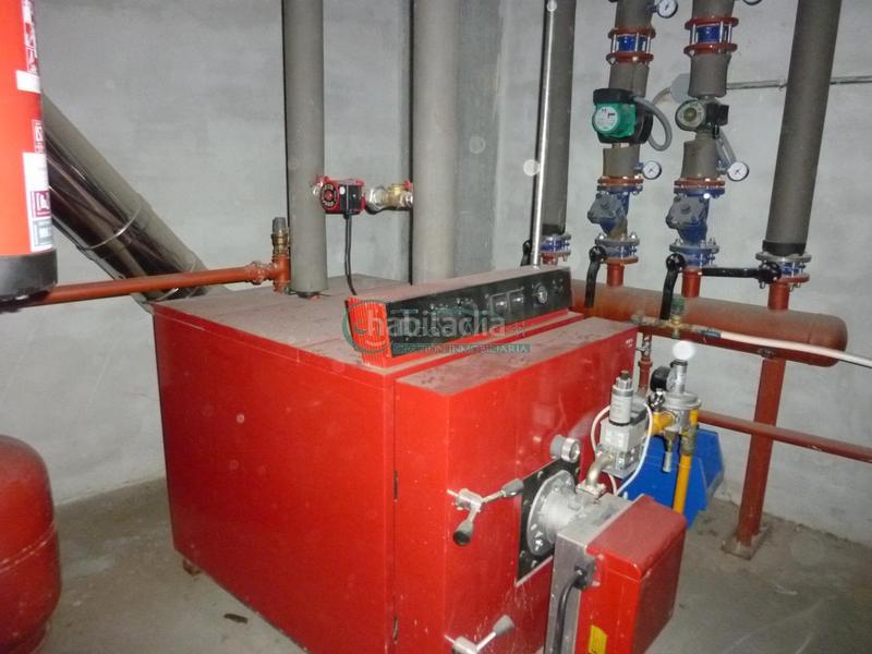 Foto 97426b6b-9ddb-4d2d-a7ac-dab185a70aac. Capannone industriale in Valadares - Beade Vigo