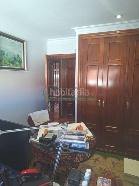 Foto a60a4b64-37fa-4e1b-ab7b-c832d05b71e2. Pis amb calefacció aparcament a Centro - Areal Vigo