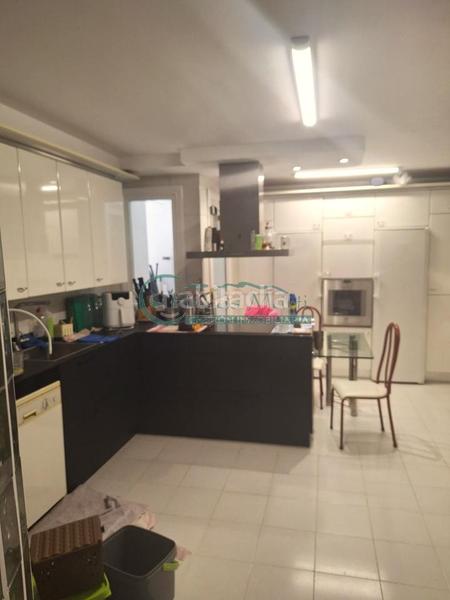 Foto b67d0615-c7ad-4187-ab99-307571000b70. Pis amb calefacció aparcament a Centro - Areal Vigo