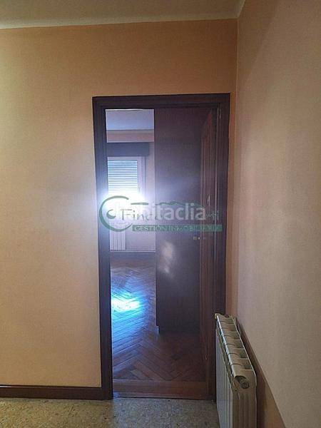 Foto e445bbe4-b7db-4dac-9c29-154b4fc7b360. Flat with heating in travesía de Vigo - san xoán Vigo