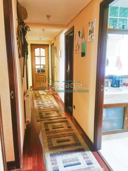 Foto 37d1728e-9440-48cb-87e9-d19369fb880a. Piso en Coia Vigo